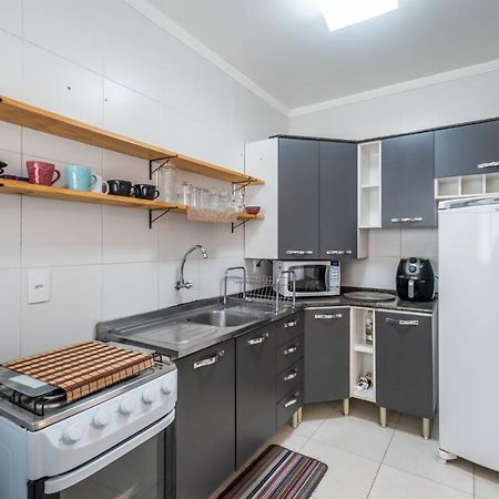 O Melhor Do Centro! Apto 01 Dormitorio Com Garagem E Ar Condicionado Balneário Camboriú Eksteriør bilde