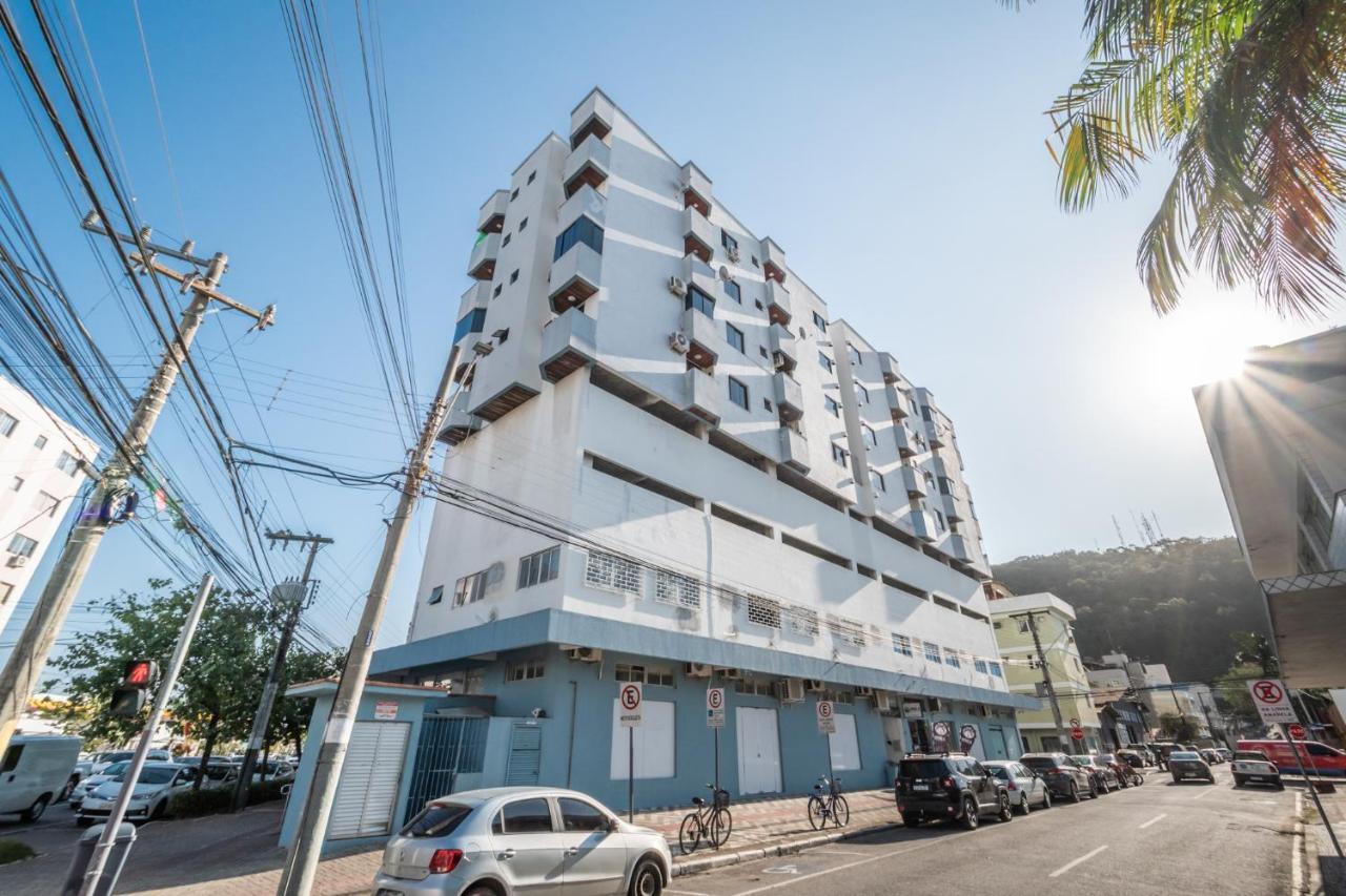 O Melhor Do Centro! Apto 01 Dormitorio Com Garagem E Ar Condicionado Balneário Camboriú Eksteriør bilde